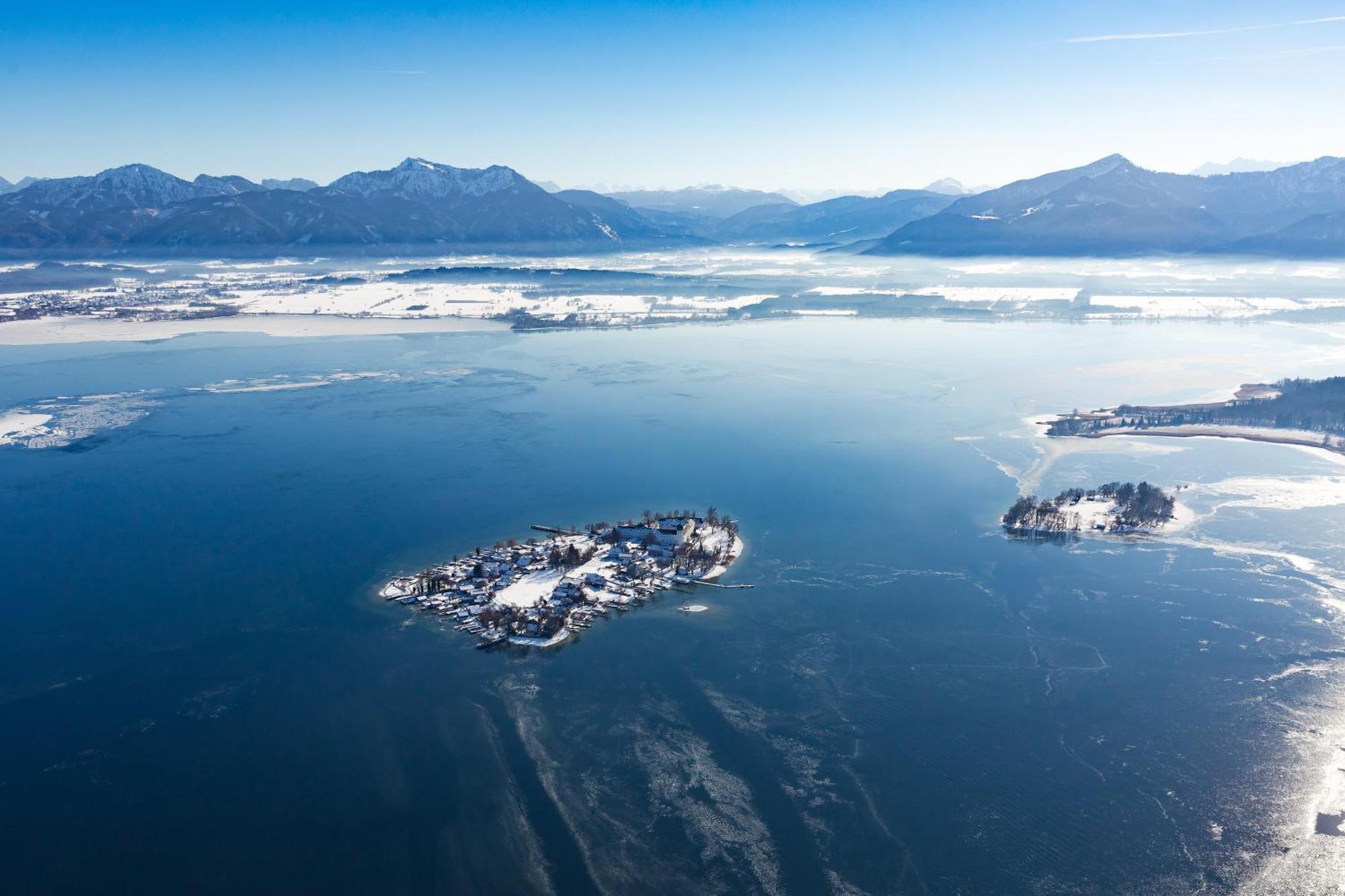 Yachthotel Chiemsee Gmbh Prien am Chiemsee Eksteriør billede