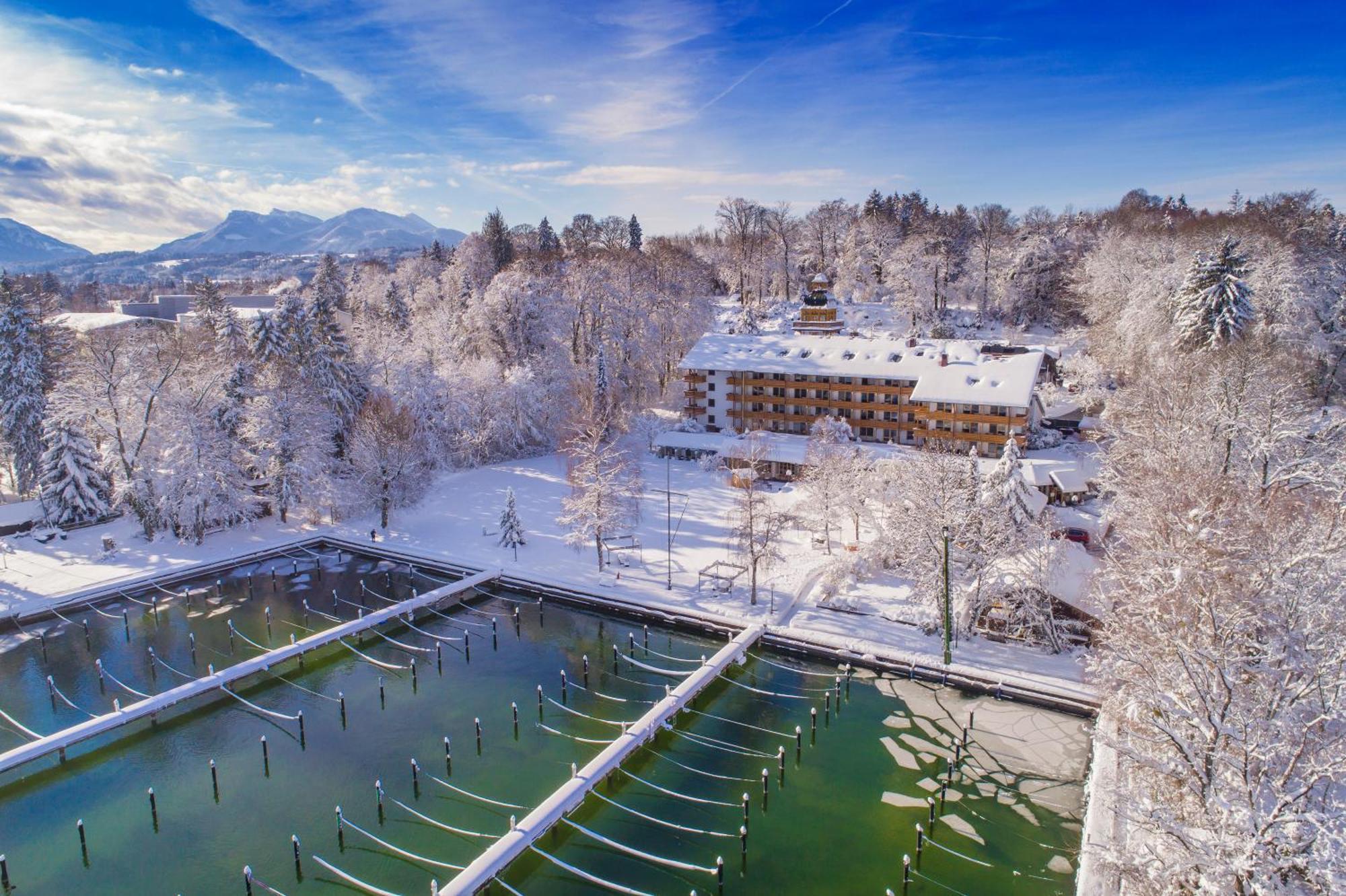 Yachthotel Chiemsee Gmbh Prien am Chiemsee Eksteriør billede