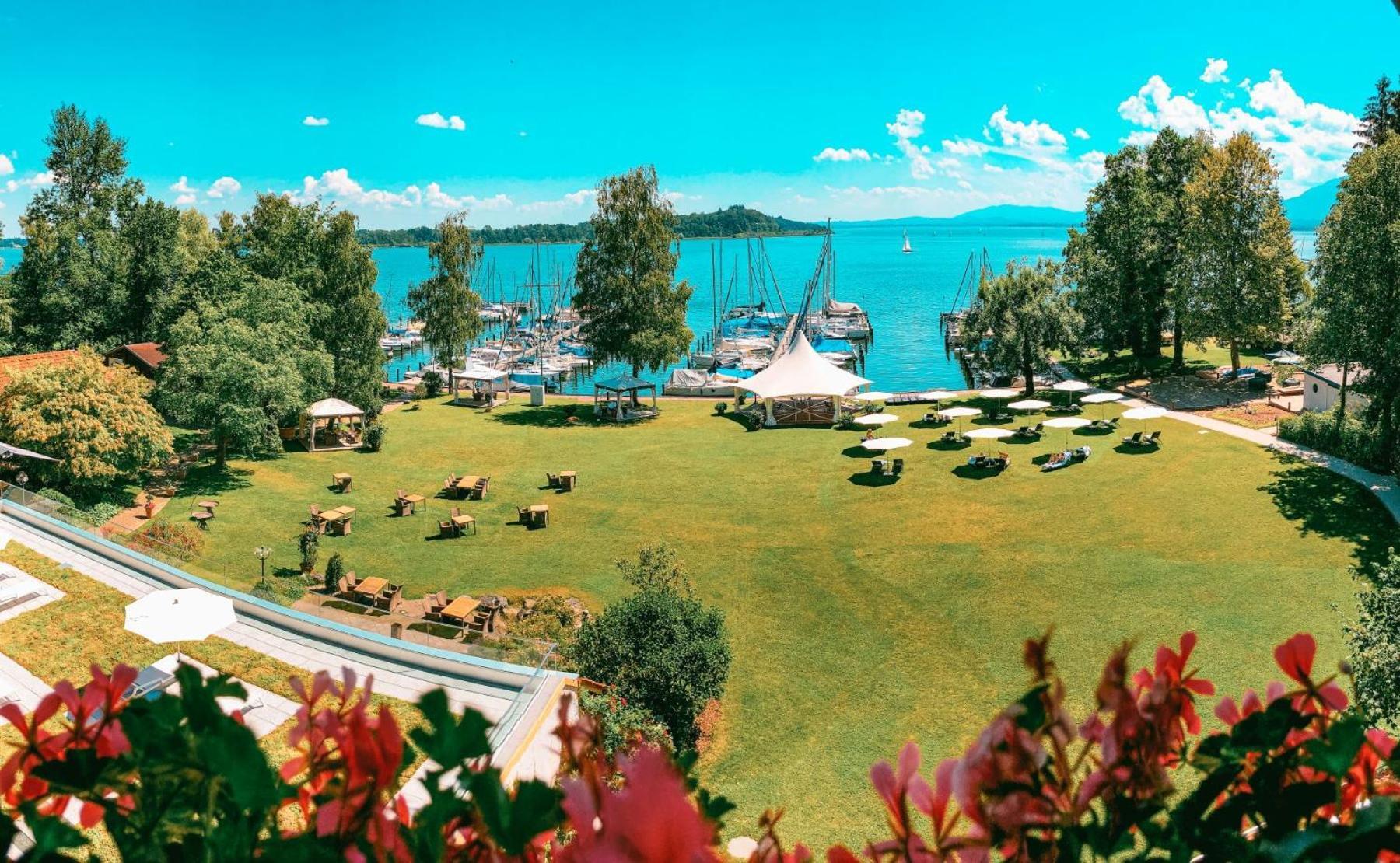 Yachthotel Chiemsee Gmbh Prien am Chiemsee Eksteriør billede