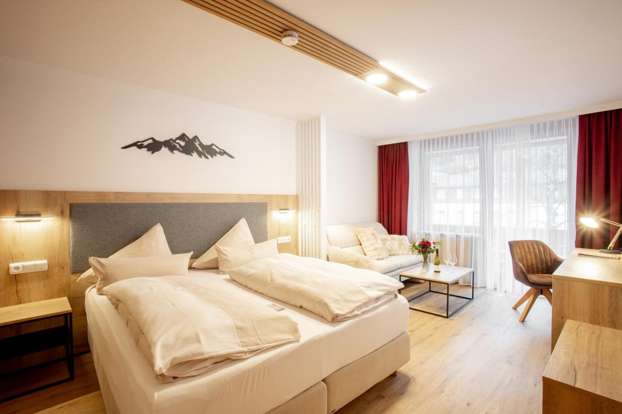 Yachthotel Chiemsee Gmbh Prien am Chiemsee Eksteriør billede