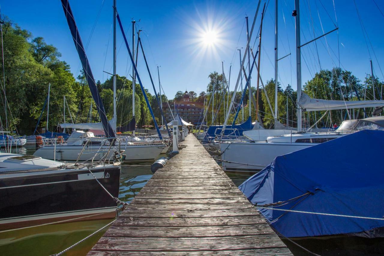 Yachthotel Chiemsee Gmbh Prien am Chiemsee Eksteriør billede
